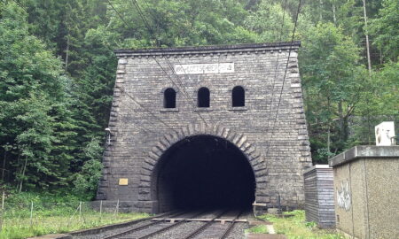 Tunnel del Lötschberg (Adrian Michel, CC BY-SA 3.0)