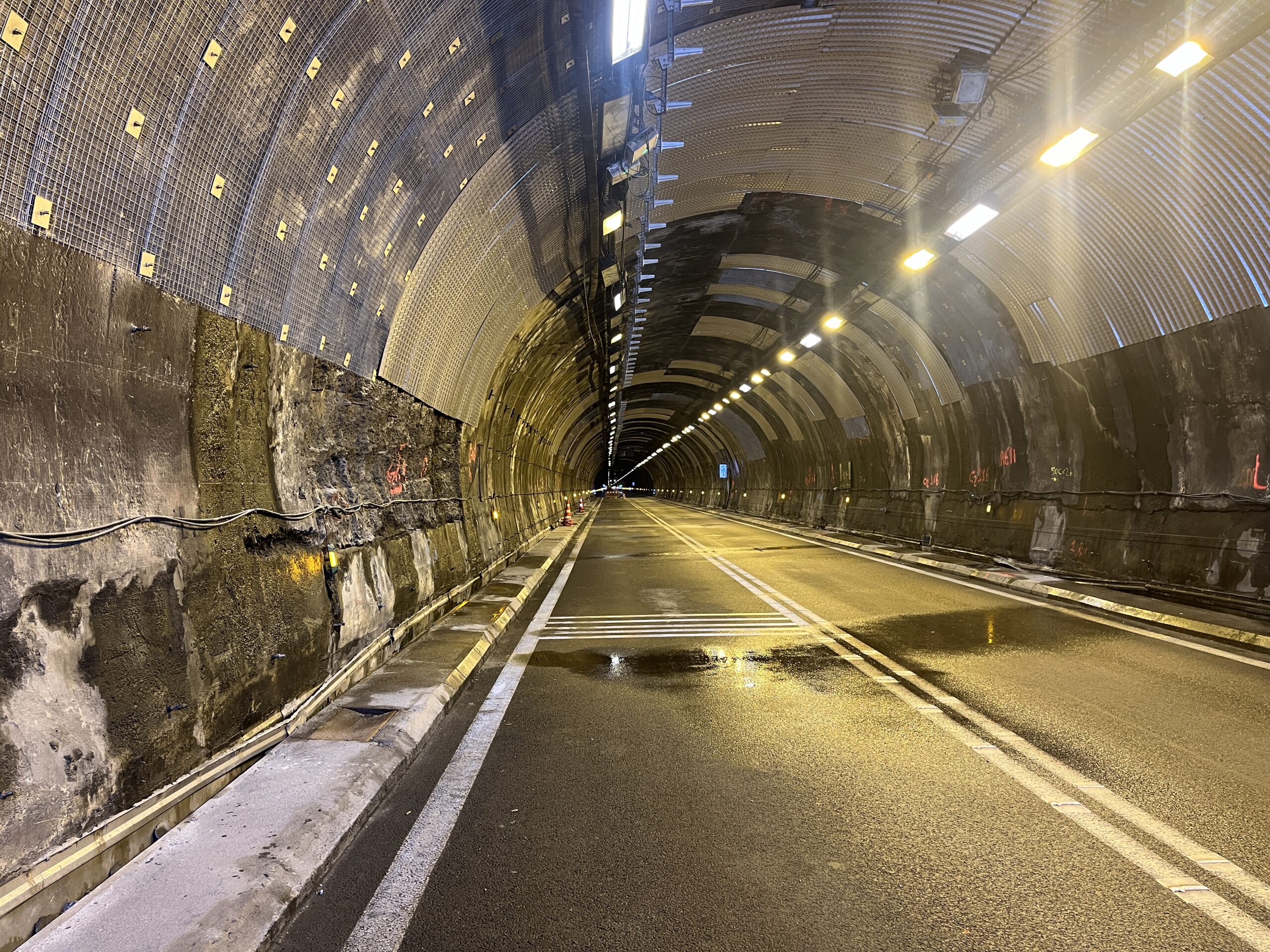 Traforo del Monte Bianco chiusura, Tunnel du Mont Blanc fermeture (Giorgia Gambino)