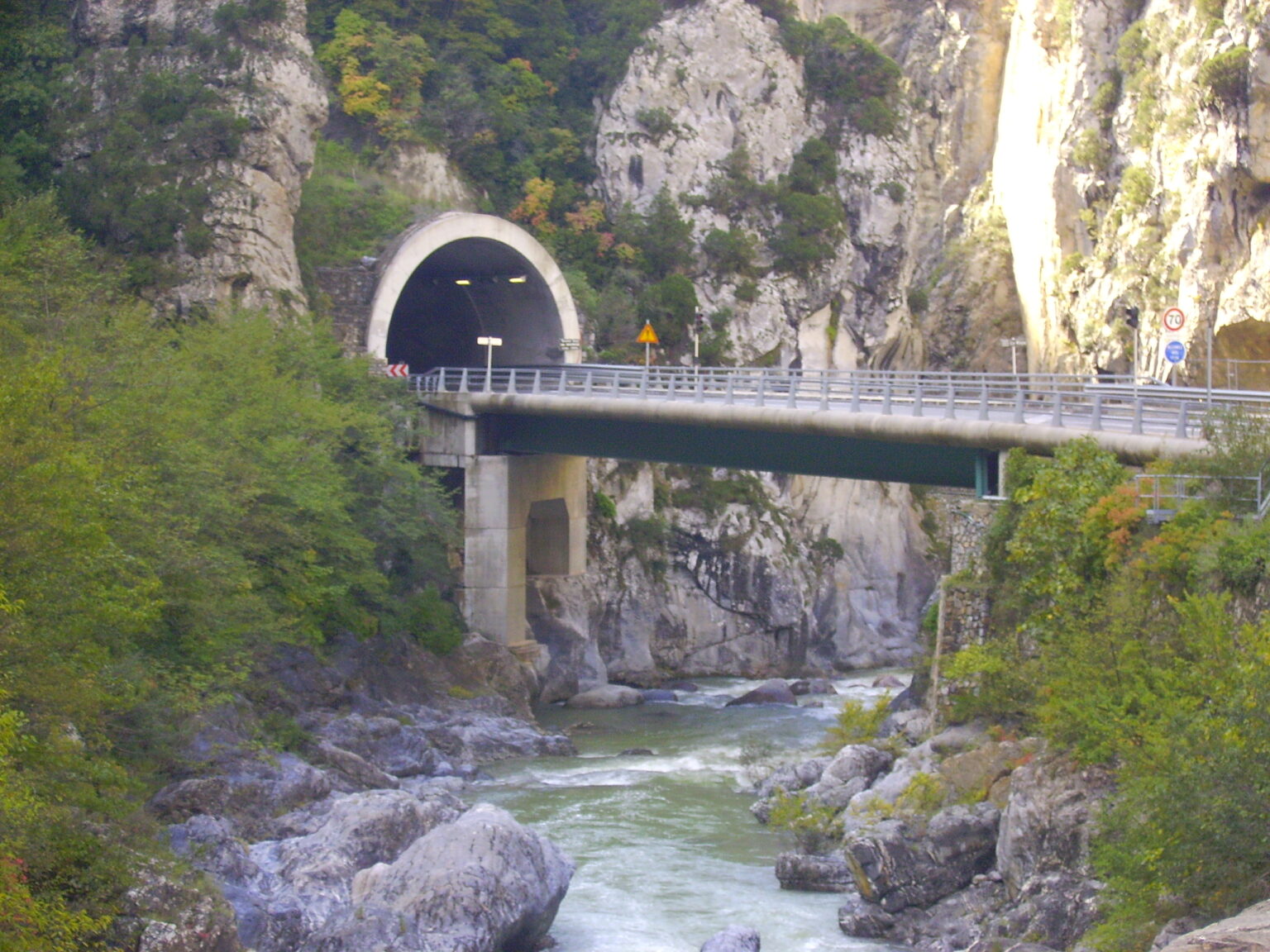 Il Fiume Roja, La Roya (Wikimedia Commons, Jpmgir, CC BY-SA 3.0)