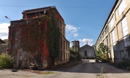 La fabbrica Rubanox di Chambéry, L’usine Rubanox de Chambéry (fonte/source: Wikimedia Commons)