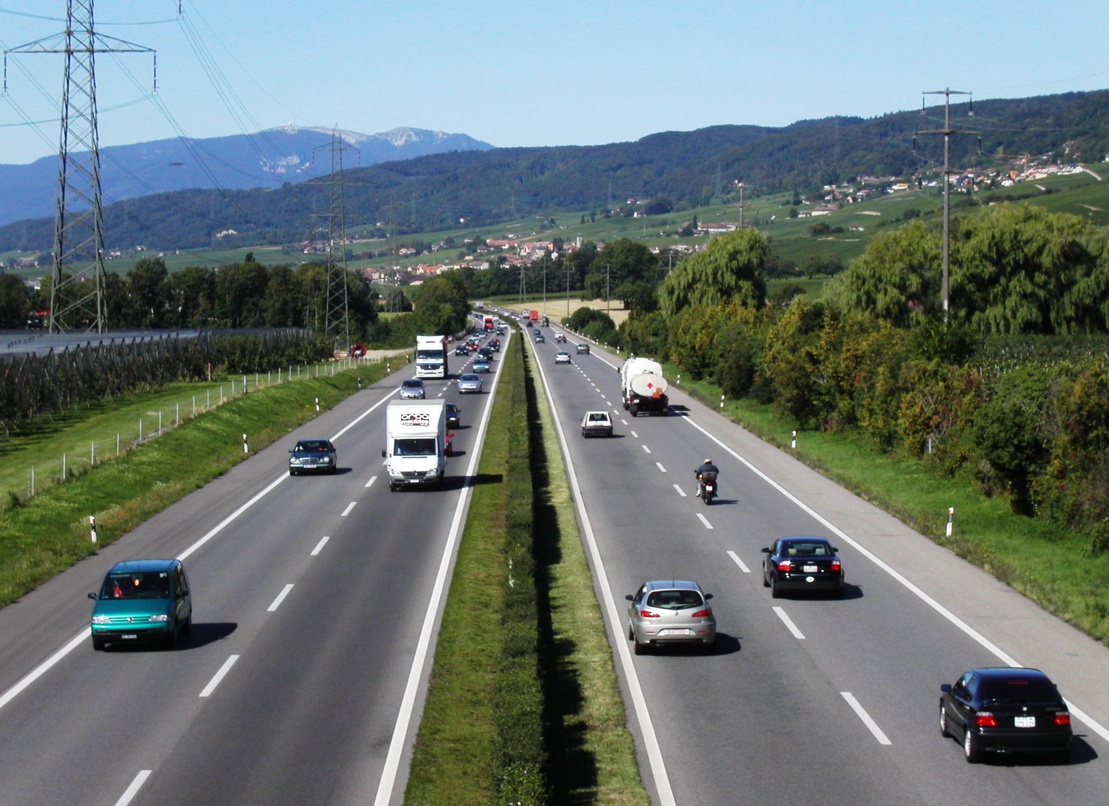 Autoroute suisse A1 à Féchy, canton de Vaud, Suisse /CC BY SA Marc Mongenet Wiki