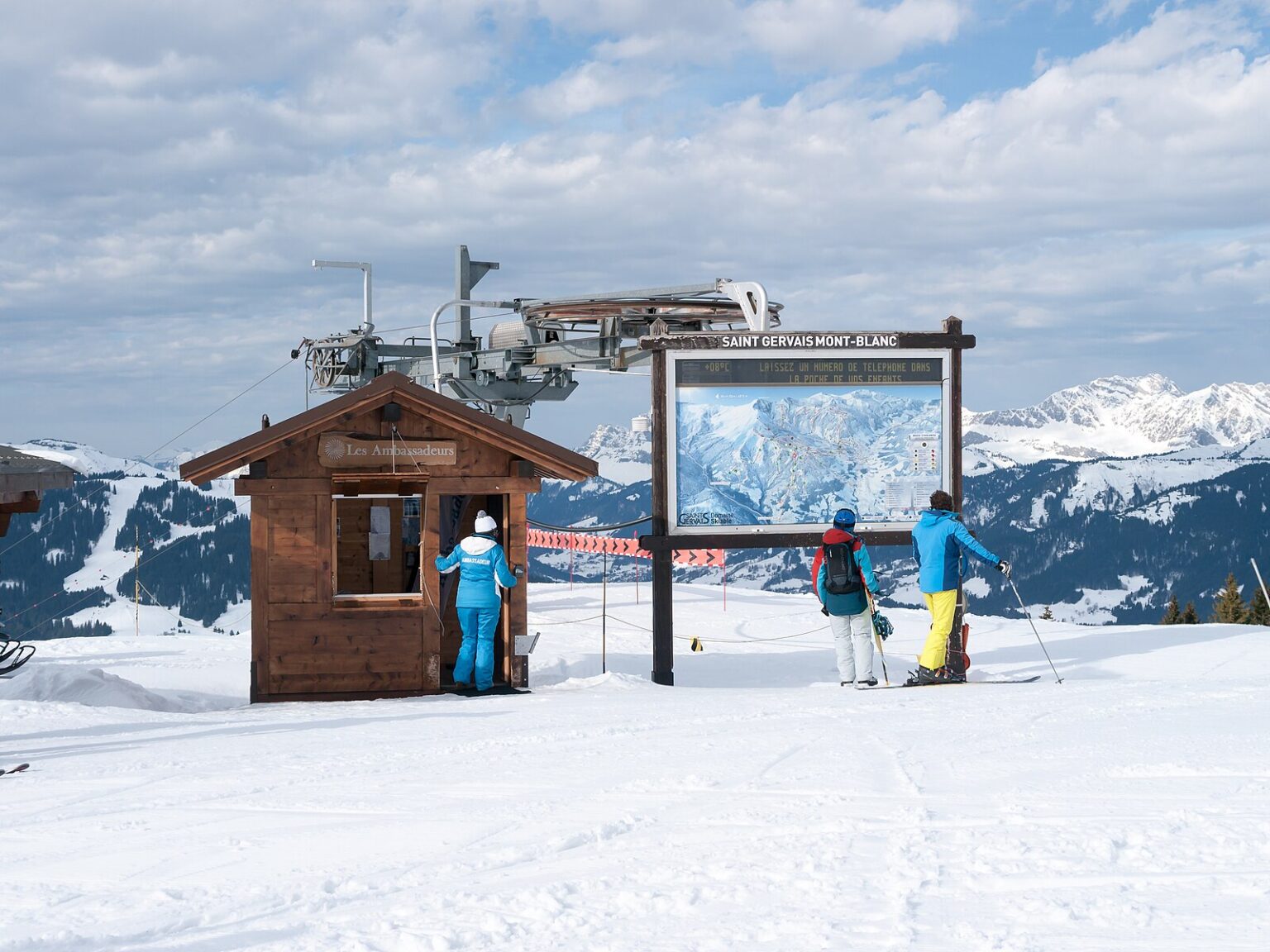 Saint-Gervais e/et Yamanouchi (fonte/source: Wikimedia Commons, CC BY-SA 4.0)