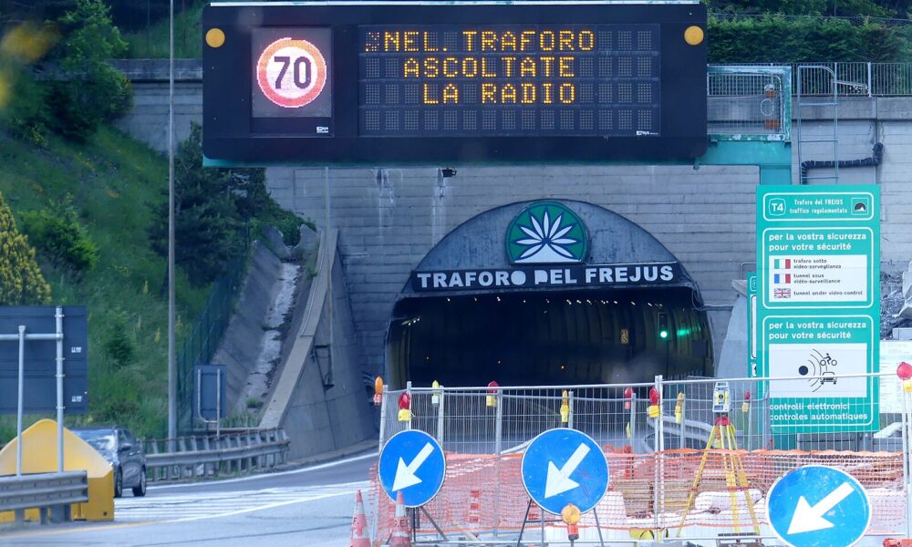 Traforo del Fréjus, Tunnel du Fréjus (fonte/source: Wikimedia Commons, Florian Pépellin, CC BY-SA 4.0)