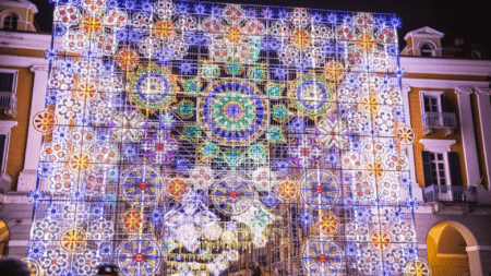 A Cuneo un’estate di luci e musica con l’Illuminata 2024 Un'edizione Passata Di Cuneo Illuminata ; Une ancienne édition des enluminures de Cuneo (credits: cuneoilluminata.eu)