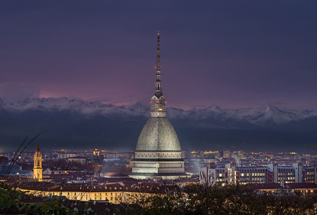 Mole Antonelliana a Torino, in Piemonte (CC BY SA Wikimedia Commons)