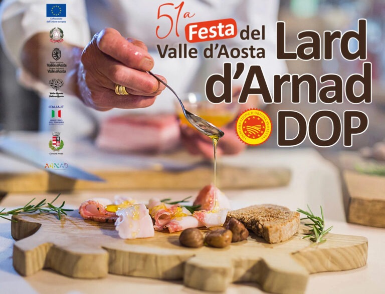 La Festa del lardo di Arnad, in Valle d’Aosta; La Fête du lard d’Arnad, en Vallée d’Aoste