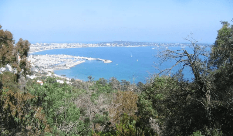 Il Parco del Massiccio del Paradou, Le Parc du Massif du Paradou (fonte/source: Conservatoire du littoral)