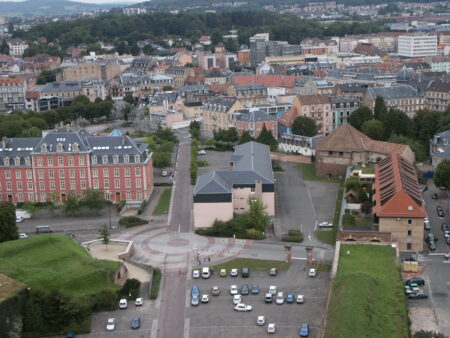 Cooperazione culturale tra Belfort (in foto) e Jura; Coopération culturelle entre Belfort (en photo) et Jura ((c) Wikimedia Commons, Damien Boucard, CC BY-SA 2.0 fr)