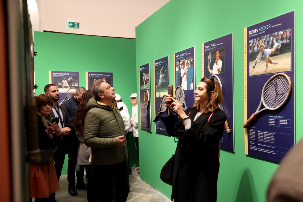 Expositions Lors Des Atp Final De Tennis À Turin, En Novembre 2024 (c) Nos Alpes Alma Brunetto