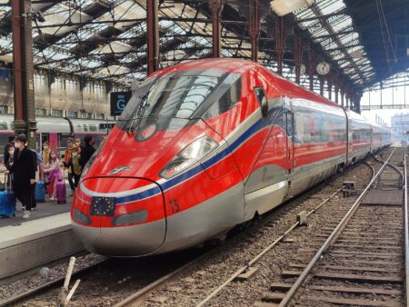 I treni Parigi-Lione-Chambéry-Saint-Jean-de-Maurienne; Les trains Paris-Lyon-Chambéry-Saint-Jean-de-Maurienne (c) CC BY-SA 4.0, Stig124, Wikimedia Commons