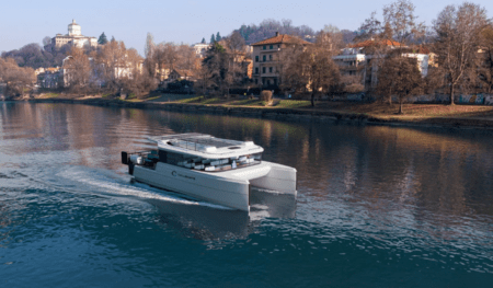 I nuovi battelli elettrici del Fiume Po; Les nouveaux bateaux électriques du Pô (c) Città di Torino