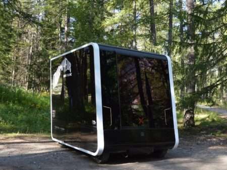 Le navette elettriche NeXT di Courmayeur, Les navettes électriques NeXT à Courmayeur (c) Ufficio Stampa Courmayeur Mont-Blanc