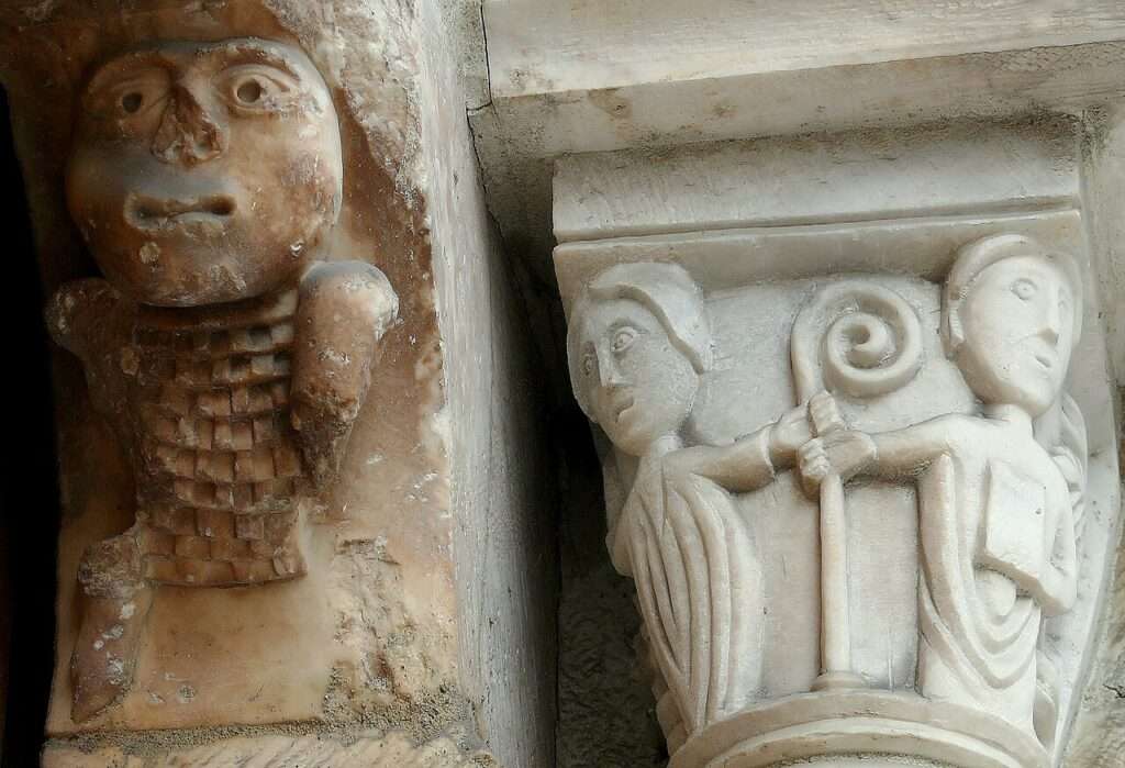 Détail Du Portail De L'église De Notre Dame À Saint Jean De Maurienne (c) Cc By Sa 3 0 Mossot Wikimedia Commons