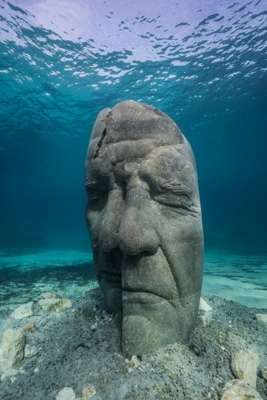 Les œuvres de Jason deCaires Taylor (c) CC BY-SA 4.0, Jennifer Roording, Wikimedia Commons