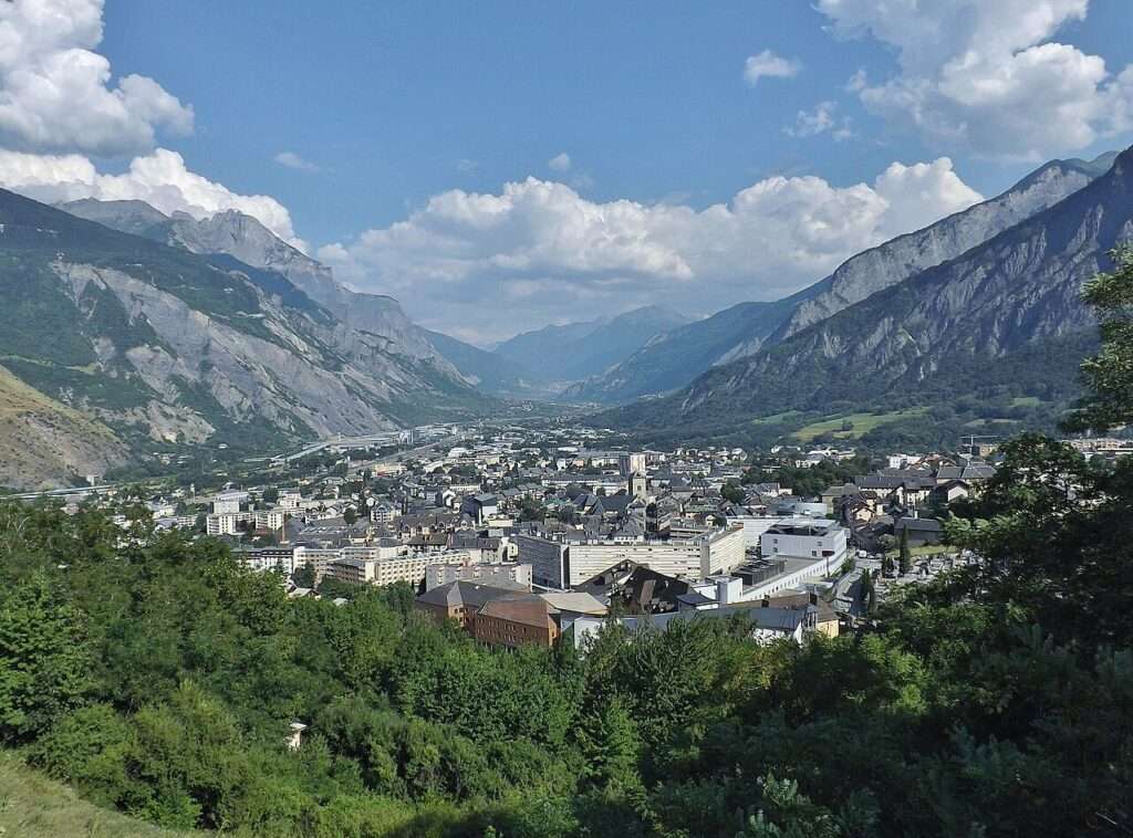 Saint Jean De Maurienne, Panorama (c) Cc By Sa 3 0 Florian Pépellin Wikimedia Commons