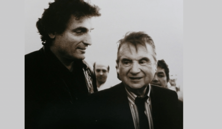 À la Fondation Gianadda à Martigny « Un voyage dans l’intensité du portrait » de Francis Bacon Léonard Gianadda et Francis Bacon (c) Michel Nguyen, The Estate of Francis Bacon, All rights reserved by SIAE, 2025
