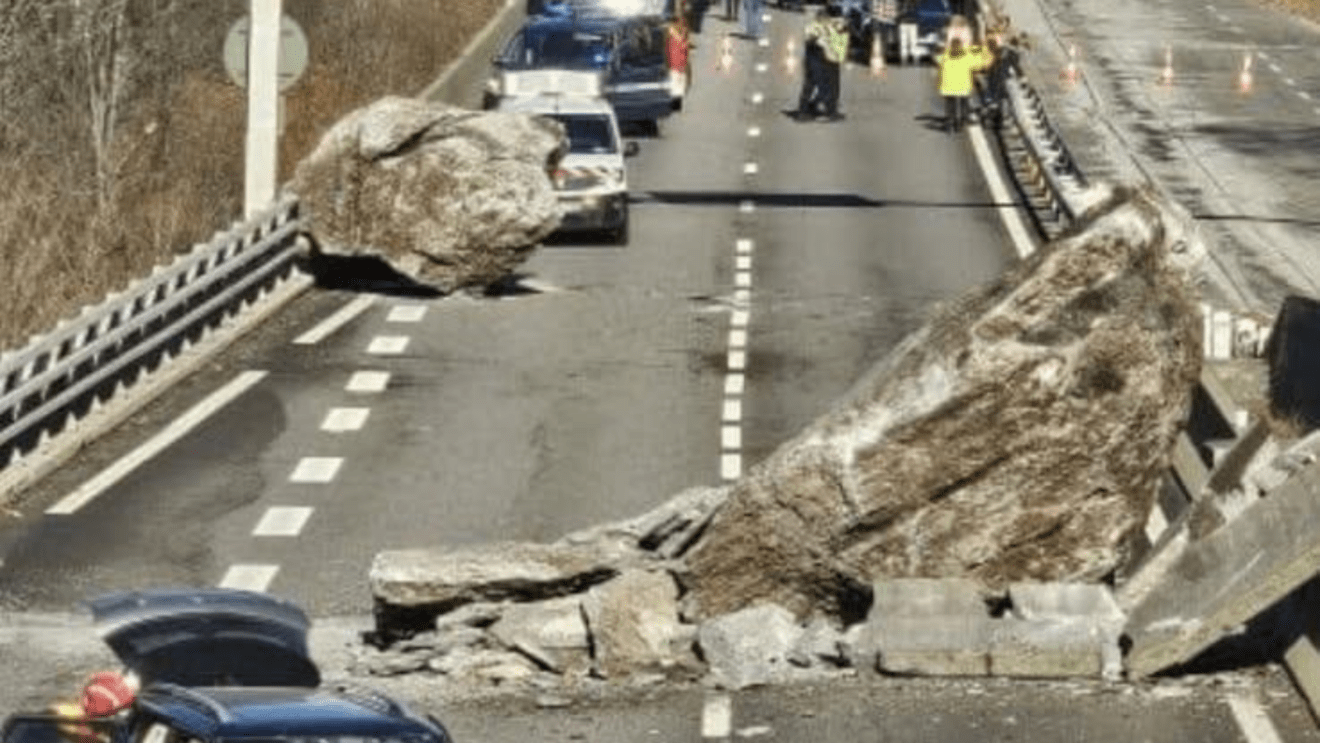 La frana sulla RN 90 della Tarentaise, L’éboulement sur la RN 90 de la Tarentaise (c) X, Département de la Savoie