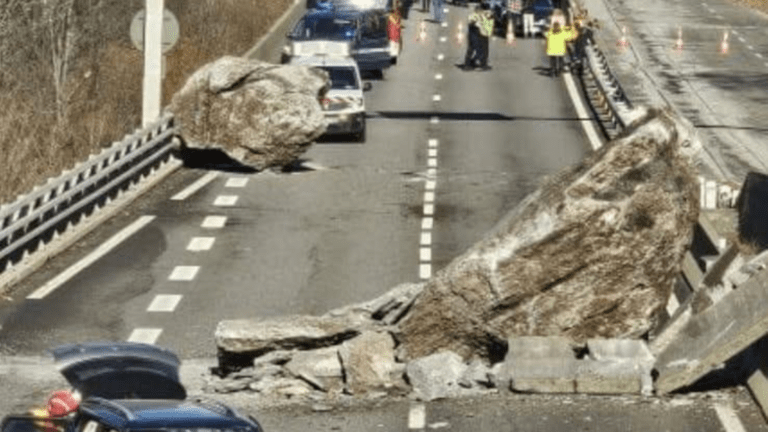 Un détail de l'éboulement en Tarentaise (c) Dept Savoie sur X