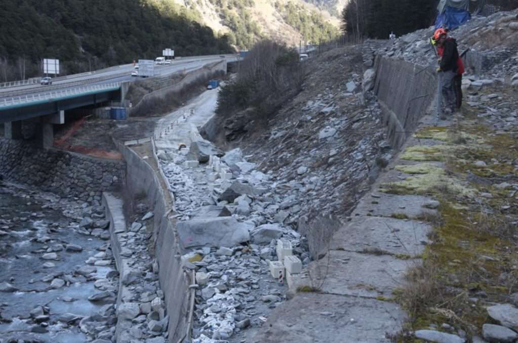 L'avvio dei lavori sulla strada dipartimentale nella zona della frana di La Praz, in Maurienne (c) Département de la Savoie