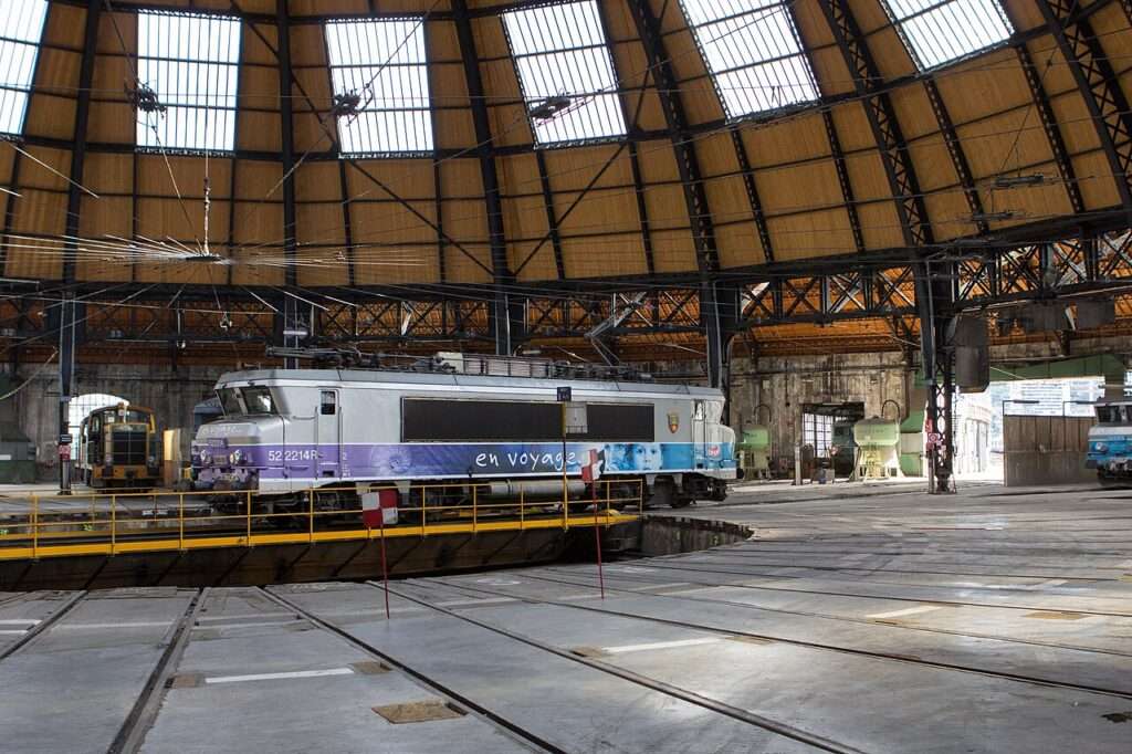 Chambéry, Rotonde Ferroviarie, Le Pont Tournant )c) Cc By Sa 3 0 Poudou99 Wikimedia Commons