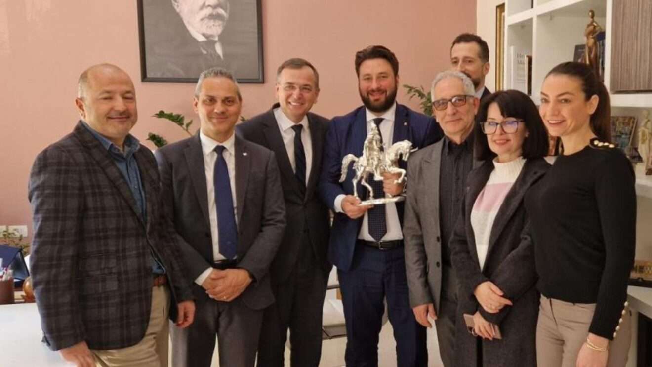 Federico Riboldi en Albanie (c) Regione Piemonte