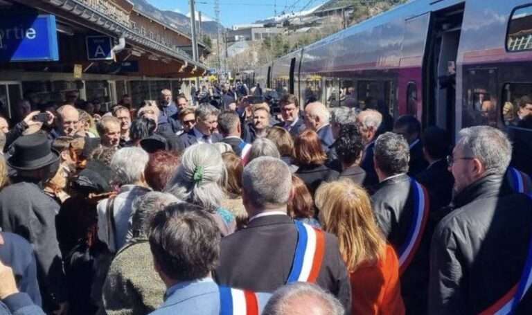 Le retour du TGV et du Frecciarossa à Saint-Jean-de-Maurienne aves les ministres Tabarot et Salvini, le 1er avril 2025 (c) Département de la Savoie