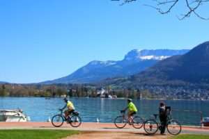 Annecy en Vélo (c) CC BY SA 2_0 RDA CA