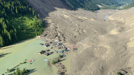 Le 29 mai 2025, le lac qui s'est formé à Blatten, après l'ébouelement, (c) État du Valais