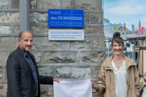 L'inauguration de la place des pionnières à lausanne. en 2023