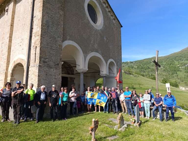 I festeggiamenti della Charte degli Escartons, il 29 maggio scorso. Nell'ambito dell'area occitana si organizzano ora corsi di francese e occitano in Val Susa e Chisone (c) Cristina Bruno Nos Alpes