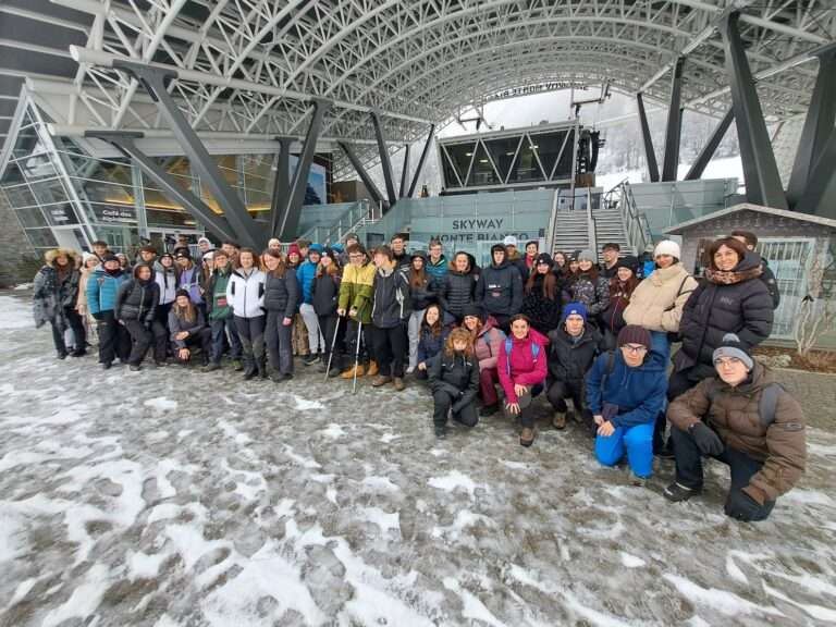 Gli studenti valdostani alla scoperta delle Alpi, Les élèves valdôtains à la découverte des Alpes (c) Ufficio stampa Regione VdA