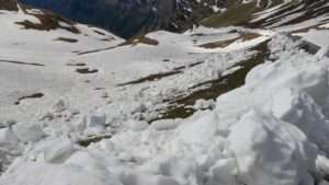 Il colle dell'Agnello riaperto sul versante italiano dall'11 giugno 2025, la strada al colle (c) Provincia di Cuneo
