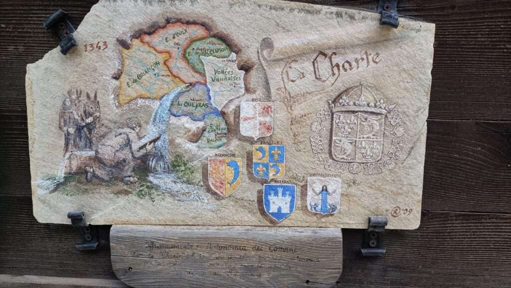 La geografia degli escartons rappresentata su pietra del laux (c) associazione la vallado