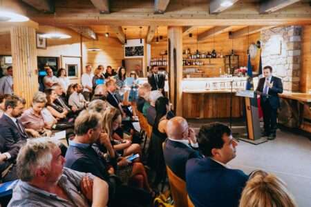 Un moment de la rencontre du 16 juin sur le 12 projets de la Vésubie 16 juin 2025 Un momento dell'incontro sui 12 progetti della Vésubie il 16 giugno 2025 (c) Préfecture des Alpes Maritimes