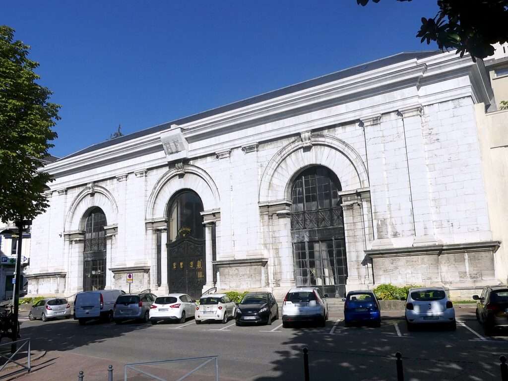Anciens thermes d'aix les bains du xixème siècle (c) cc by sa 4 0 florian pépellin wikimedia commons