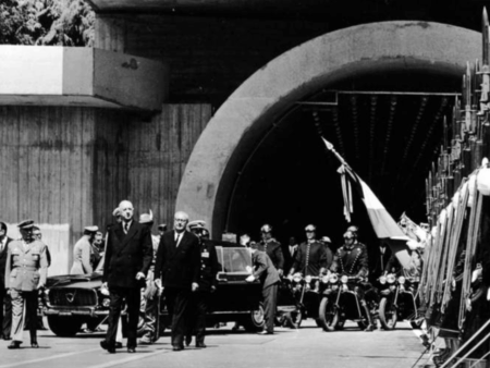 Inaugurazione del Traforo del Monte Bianco il 16 luglio 1965 - Inauguration du tunnel du Mont-Blanc, le 16 juillet 1065 (c) archivio Ufficio Stampa Regione Valle d'Aosta