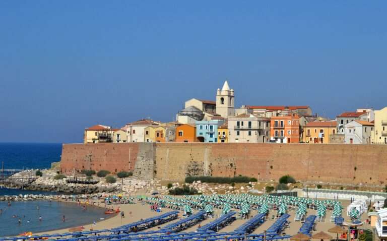Termoli in Molise, partecipa al progetto Italea (c) CC BY SA 4_0 Luca Aless Wikimedia Commons