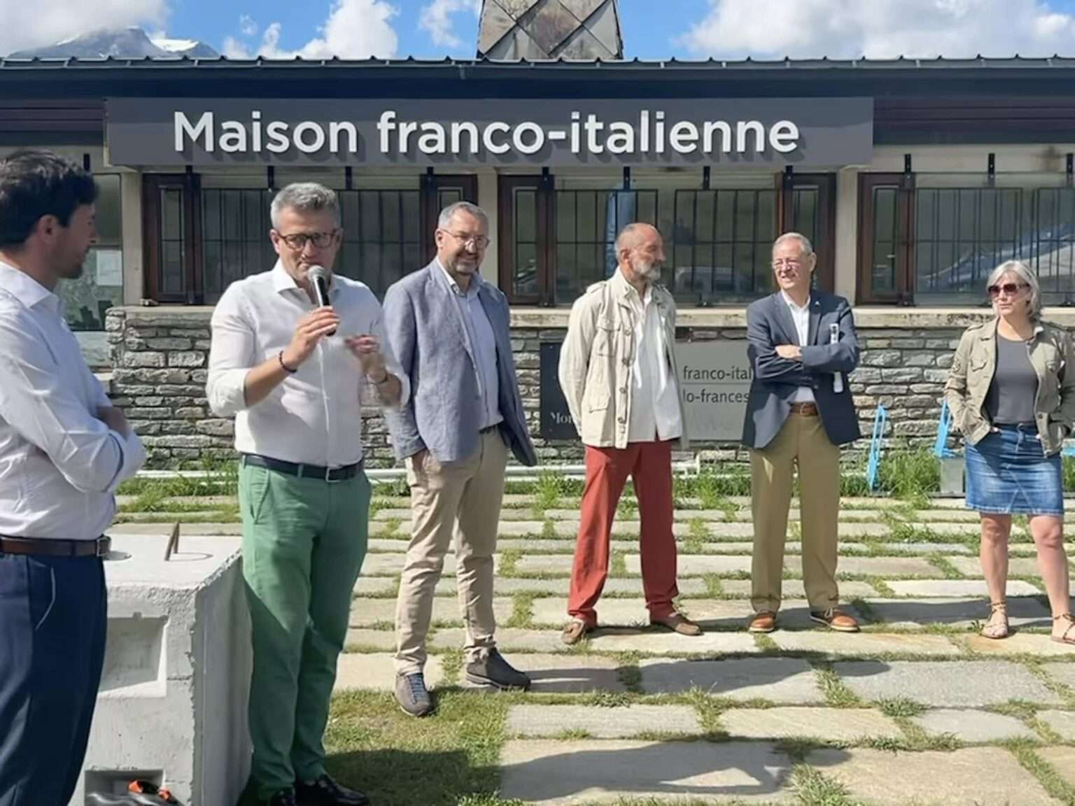 Annuncio della navetta Interreg al Moncenisio, il 2 luglio 2025 - L'annonce de la navette Interreg au col du Mont-Cenis, le 2 juillet 2025 (c) Comune di Susa