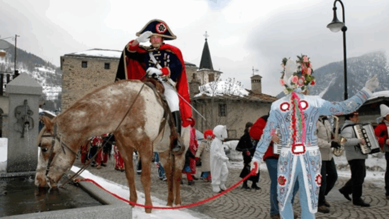 Il Carnevale della Coumba Freida, tra i Carnevali delle Alpi; Le Carmaval de la Coumba Freida, parmi les Carnavals des Alpes (c) Love VdA