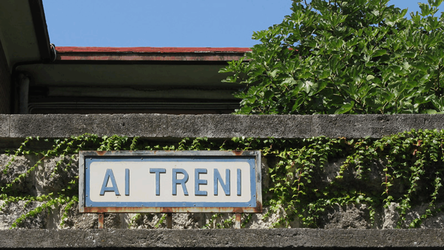 Stazione di Alassio nella tratta della linea ferroviaria Finale Liguria Andora (c) CC BY SA 3_0 Giorgio Stagni Wikimedia Commons