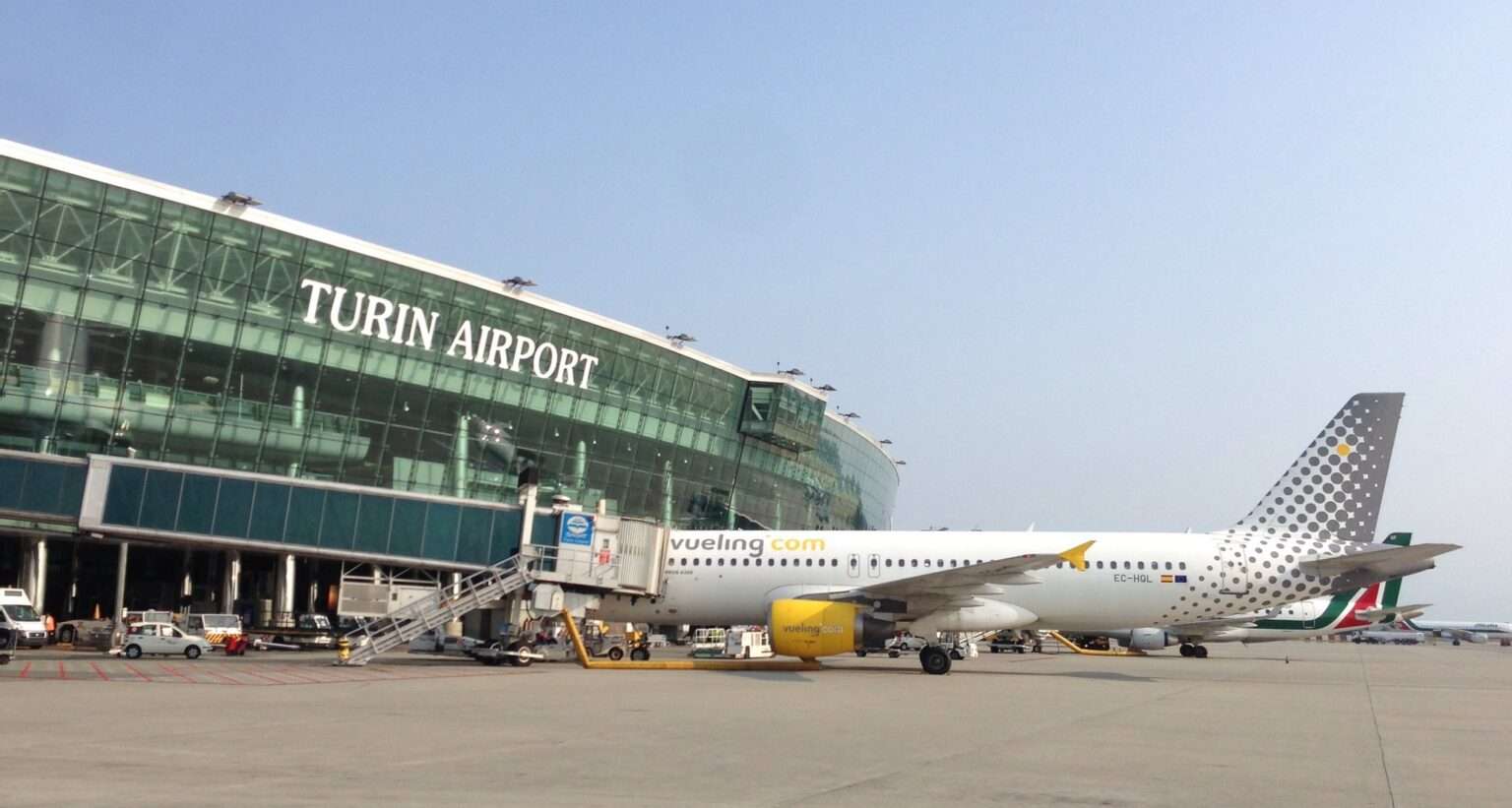 Aeroporto di Torino Caselle - Aéroport de Turin Caselle (c) CC BY SA 2_0 Paolo Cerutti