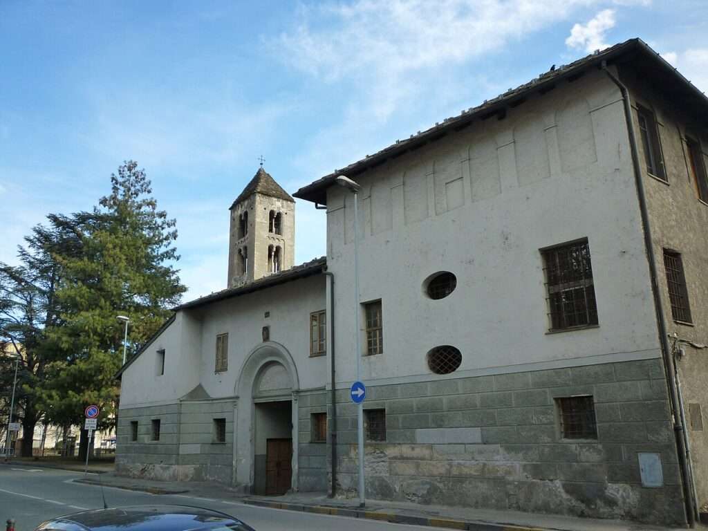 Collège saint bénin à aoste (c) cc by sa 3 0 tenam2 wikimedia commons