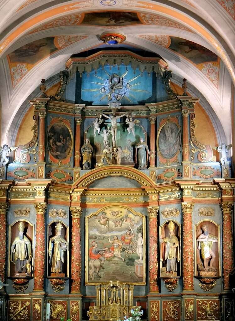 Thônes, le retable dans l'église saint maurice (c) cc by sa 3 0 mossot wikimedia commons