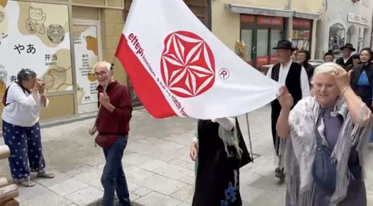 EFFEPI per il francoprovenzale in Piemonte all'incontro di La Roche-sur-Foron / L'association piémontaise EFFEPI pour le francoprovençal à la rencontre de Roche-sur-Foron (c) Nos Alpes Carlo Rossi