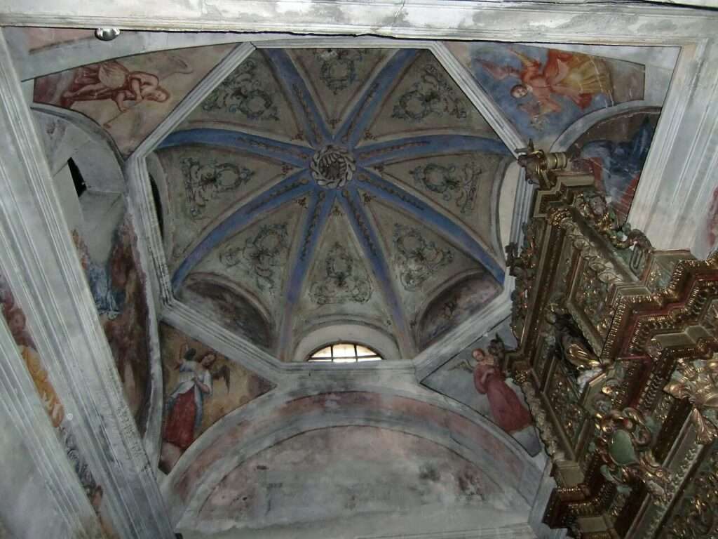 Ad arnad, alcuni elementi secenteschi conservati della chiesa di saint martin de tours (c) cc by sa 3 0 laurom wikimedia commons