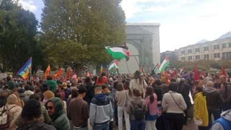 Anche ad Aosta un momento dello sciopero per la flottiglia e Gaza, il 3 ottobre 2025 (c) Nos Alpes