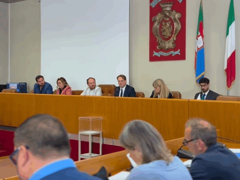 La prima riunione della Consulta dei frontalieri liguri, a Ventimiglia, il 1° ottobre 2025 (c) Regione Liguria