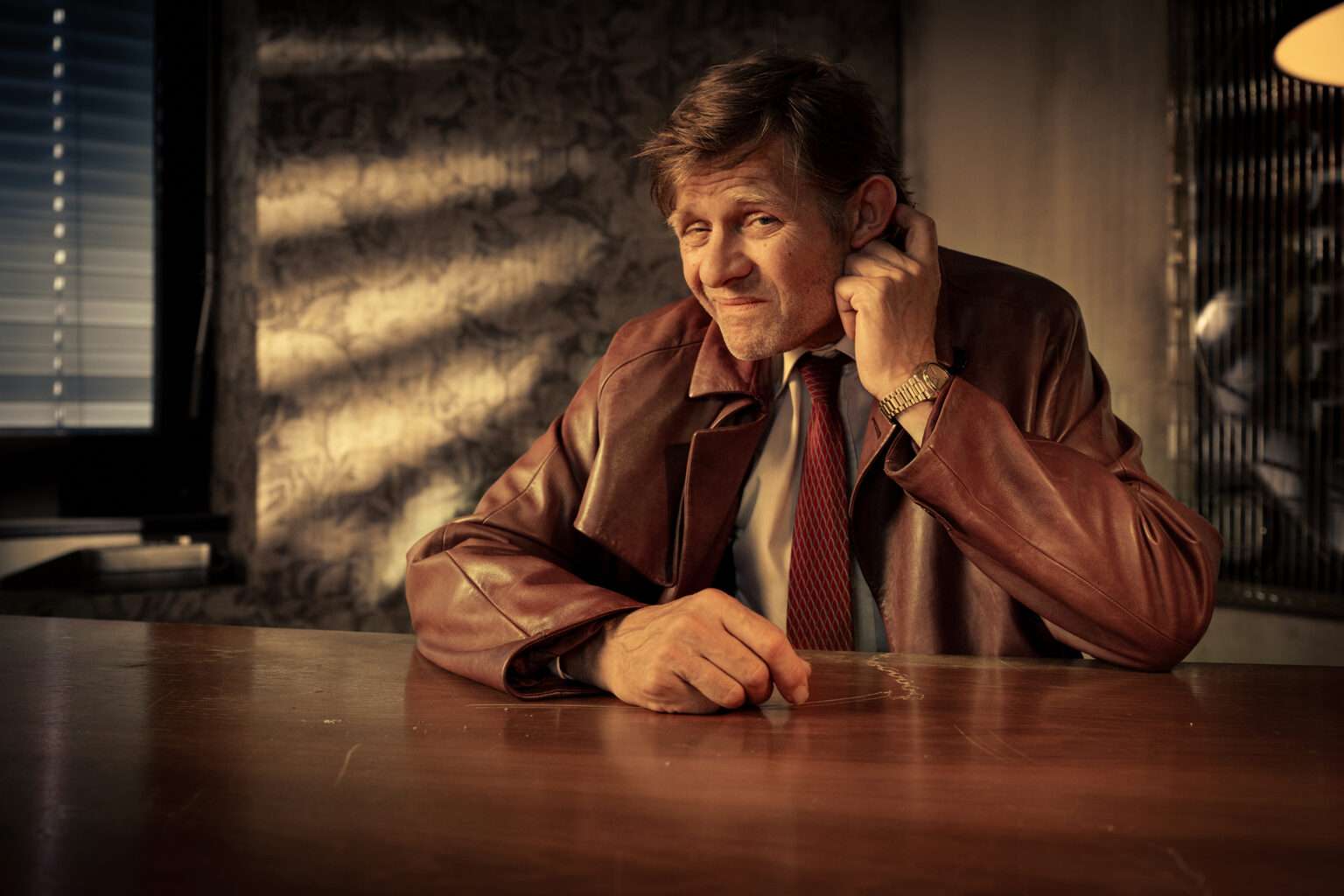 Marcus Signer est Philip Maloney, dans la section Swiss Series Storytelling Award du GIFF (c) SRF/Pascal Mora