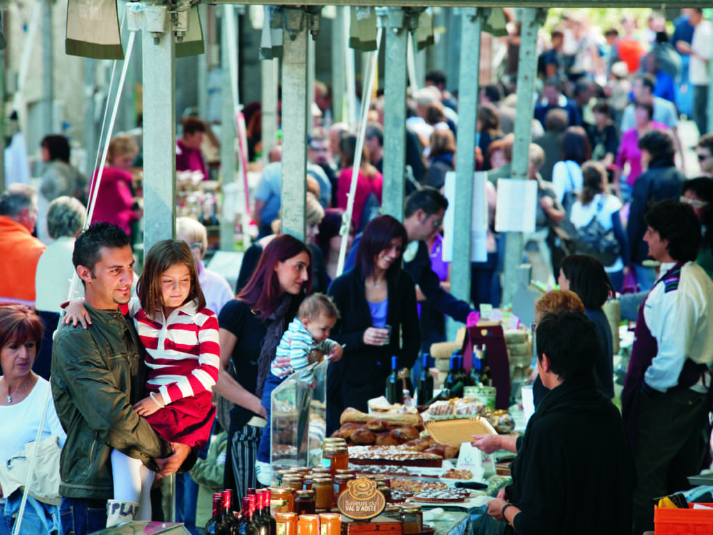 Marché au fort, nelle vie del borgo (c) regione aut. valle d'aosta