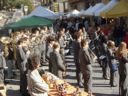 La Sagra del Miele ogni anno a ottovre, a Châtillon in Valle d'Aosta(c) Regione autonoma Valle d'Aosta